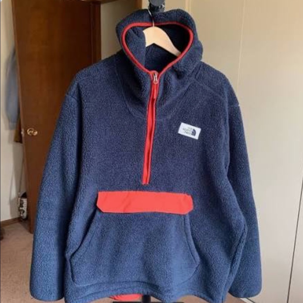 The North Face Campshire Hoodie